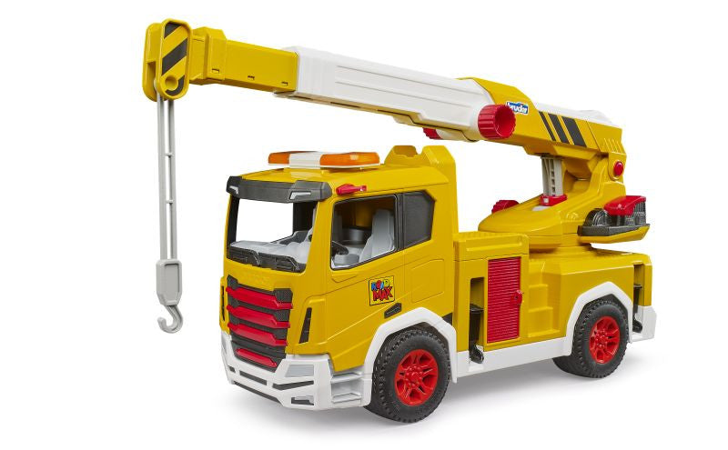 RoadMax Crane Truck