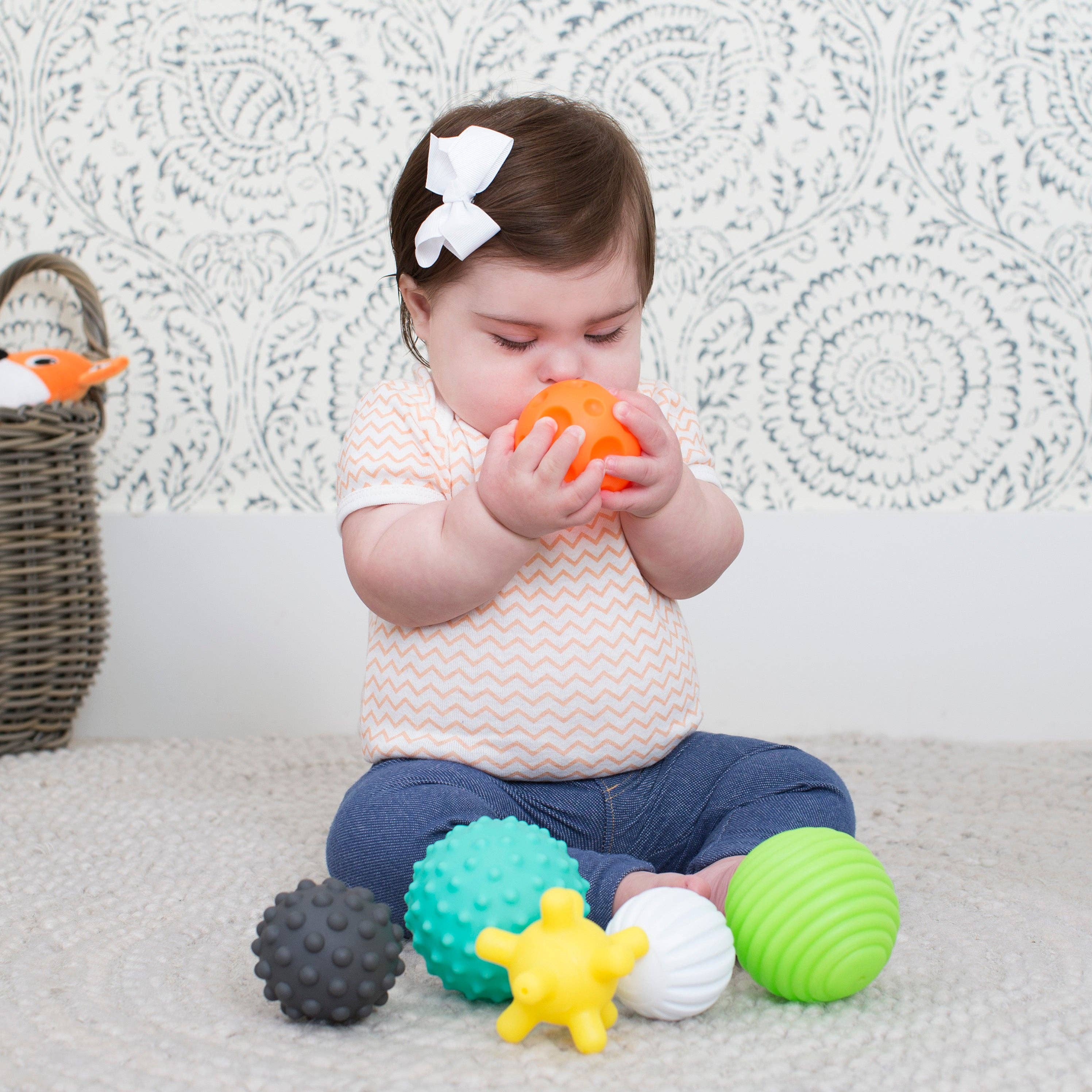 Textured Multi Ball Set