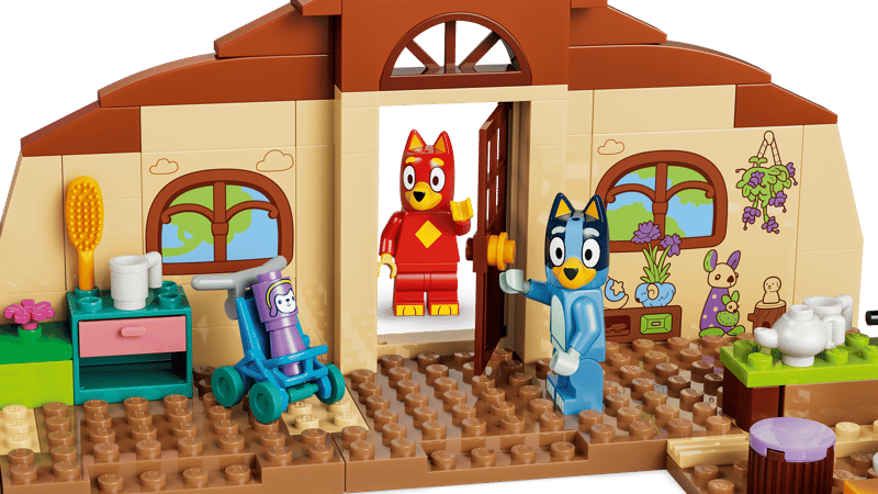 LEGO School with Rusty and Bluey