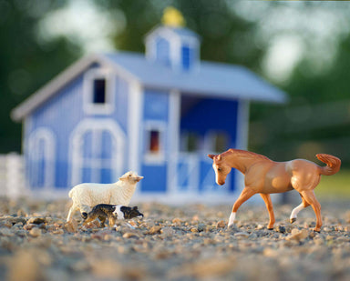 Breyer Farms™ Home at the Barn Playset