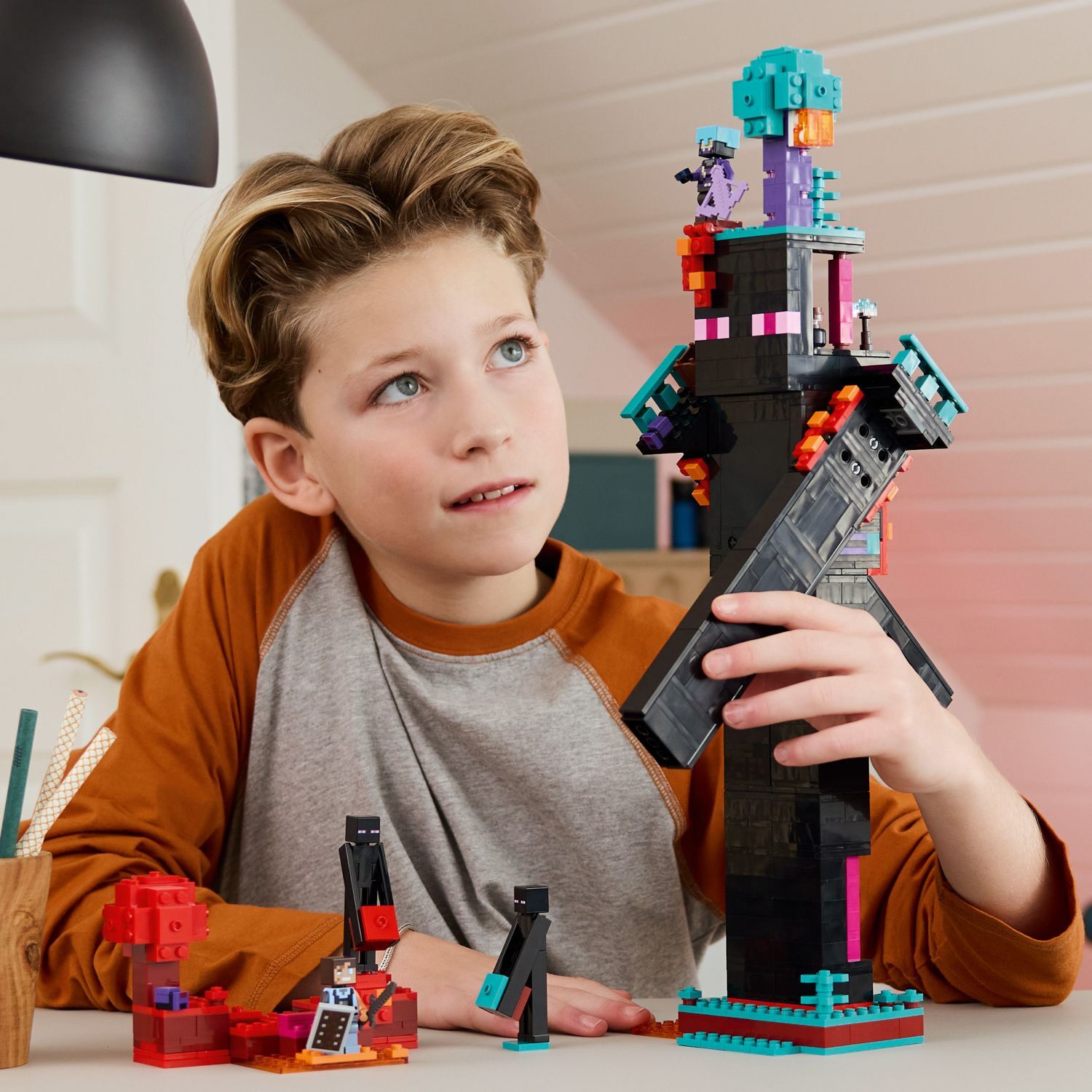 LEGO Minecraft: The Enderman Tower
