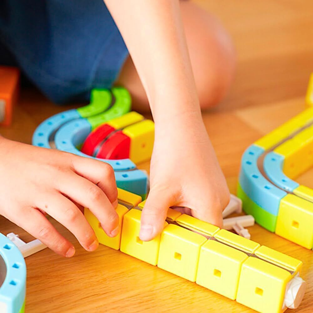 Rail Cube - Magnetic Monorail Starter Set