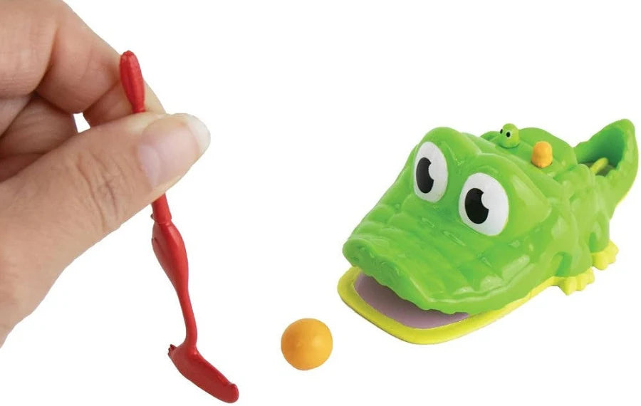 World's Smallest Gator Golf